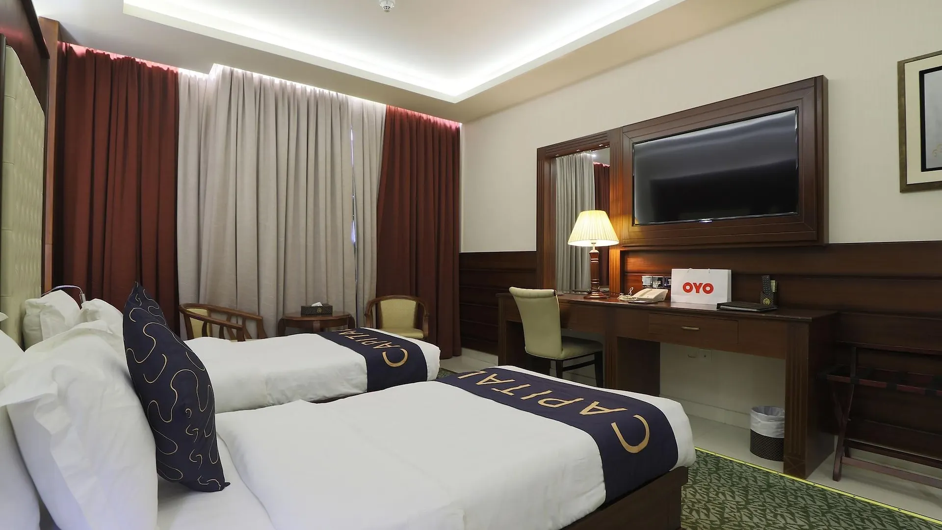 ****  Queen Palace Hotel Абу-Даби ОАЭ