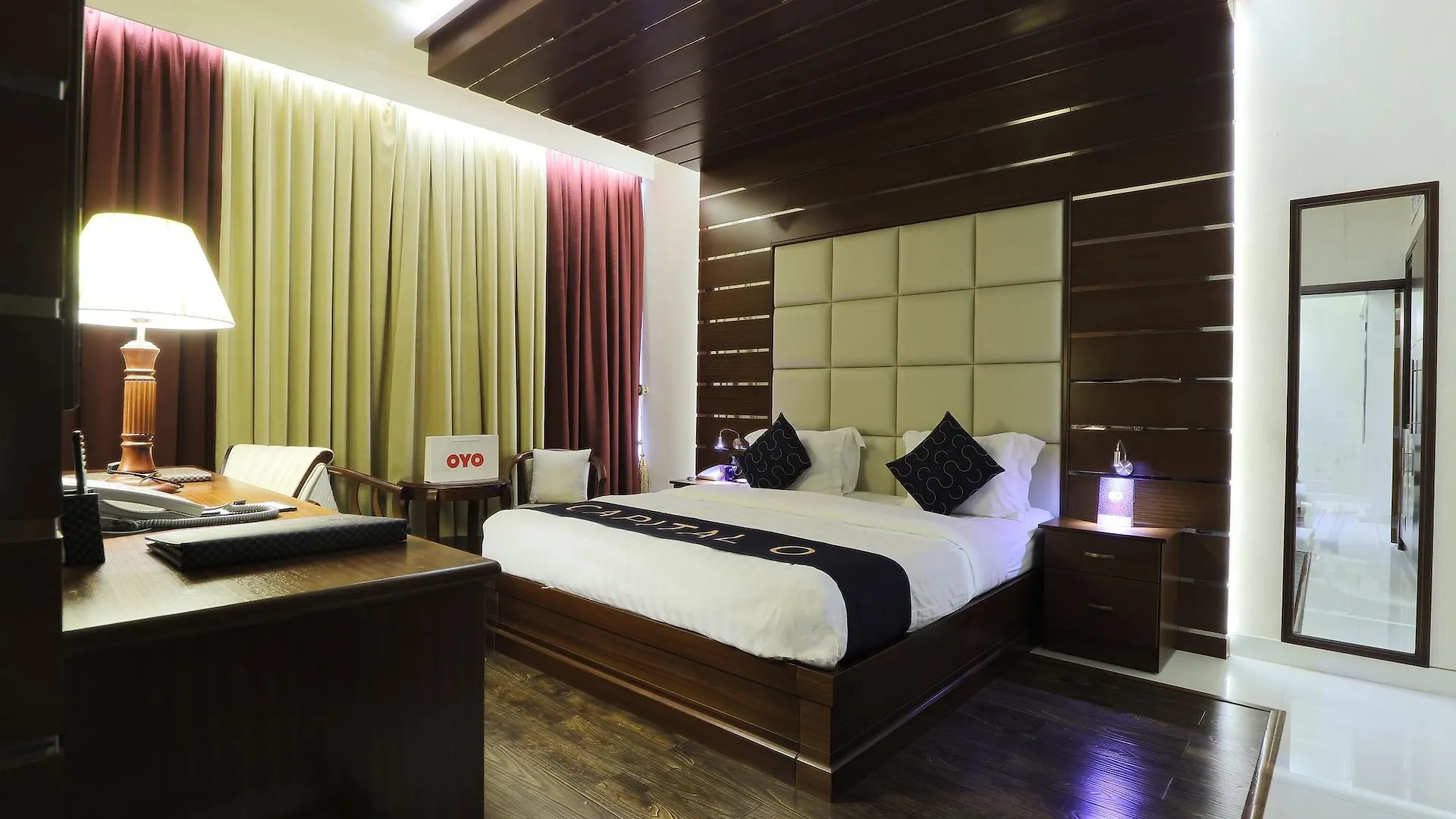 Queen Palace Hotel Abu Dhabi 4*,